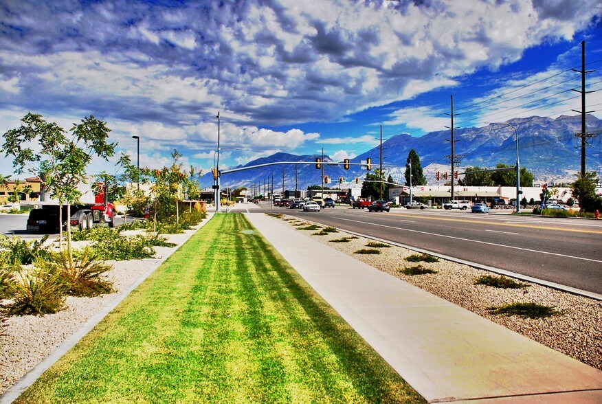 More Photos Of 1455-1463 W Center St, Orem Showroom For Lease
