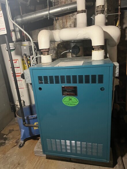 More Photos Of 303 E 98th St, Brooklyn Religious Facility For Sale