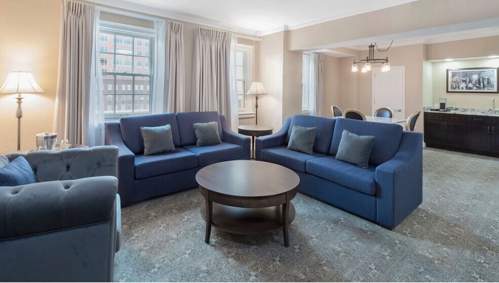 More Photos Of 555 Hamilton St, Allentown Hotel For Sale