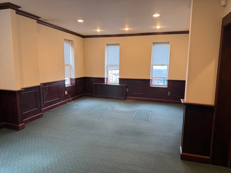 More Photos Of 38 E Lancaster Ave, Shillington Office For Lease
