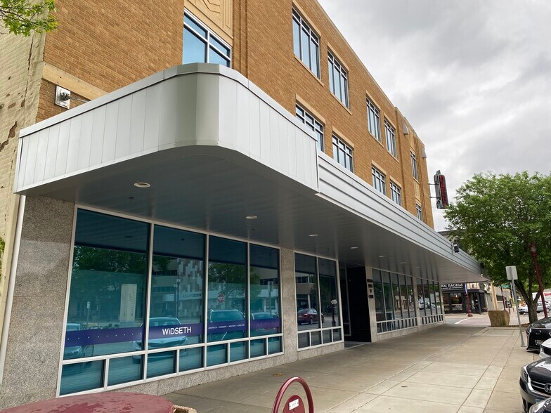 More Photos Of 124 Walnut St E, Mankato Office For Lease