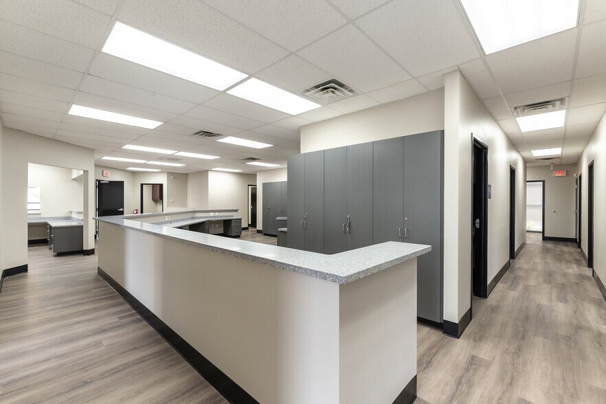 More Photos Of 8480 S Eastern Ave, Las Vegas Medical For Lease