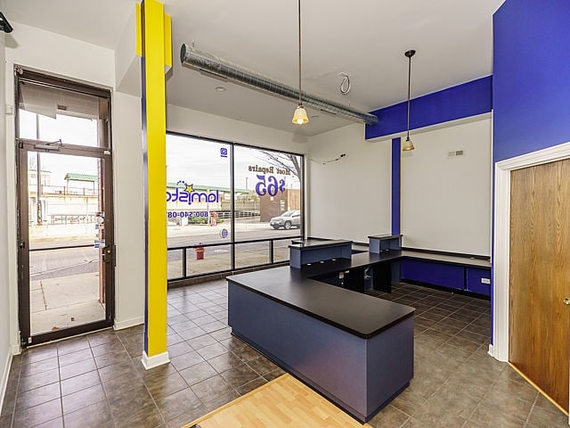 More Photos Of 4962 N Milwaukee Ave, Chicago Storefront Retail Residential For Sale