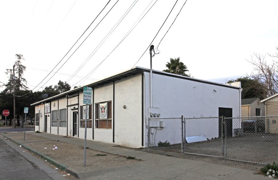Primary Photo Of 903 N 8th St, San Jose Storefront For Lease