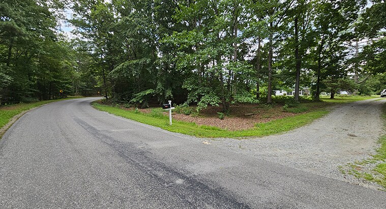 More Photos Of 17471 Hewlett Rd, Beaverdam Land For Sale