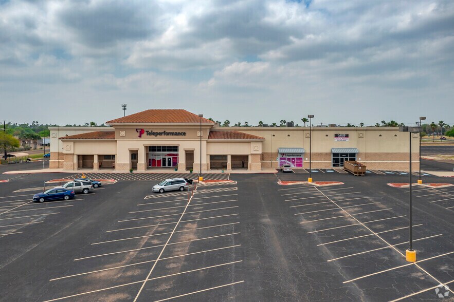 More Photos Of 1701 S Closner Blvd, Edinburg Freestanding For Lease