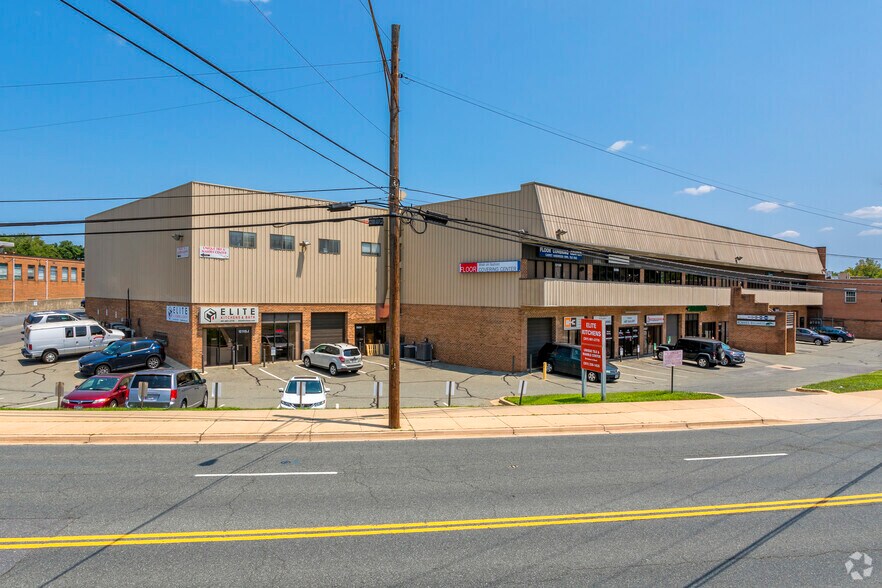 Primary Photo Of 12115 Parklawn Dr, Rockville Flex For Lease