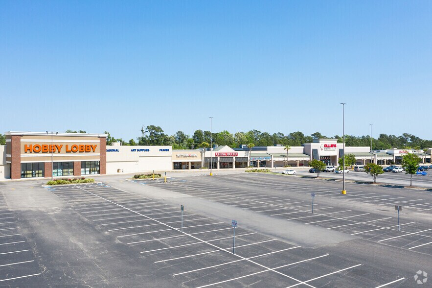 More Photos Of 7800 Rivers Ave, North Charleston Unknown For Lease