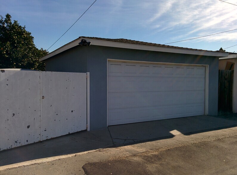 More Photos Of 12843 Columbia Way, Downey Land For Sale