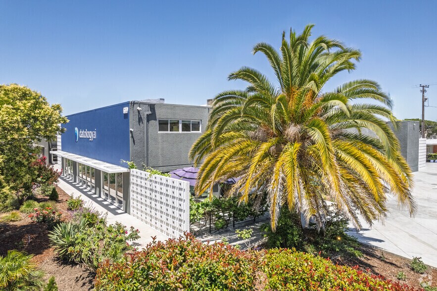More Photos Of 699 Veterans Blvd, Redwood City Office For Lease