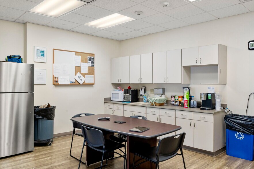 More Photos Of 6166 W Alameda Ave, Lakewood Medical For Sale