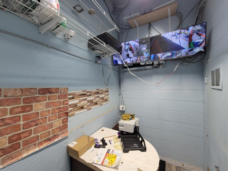 More Photos Of 575 1st St, Gilroy Restaurant For Sale