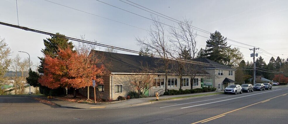 More Photos Of 24111 NE Halsey St, Wood Village Loft Creative Space For Lease