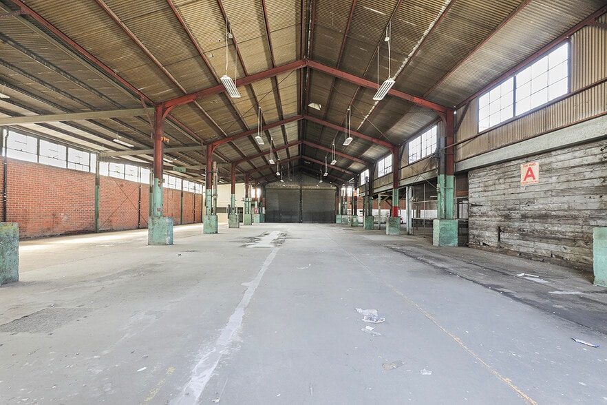 More Photos Of 1577 23rd st, Los Angeles Industrial For Sale