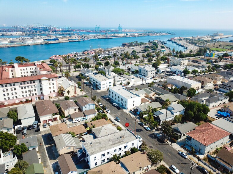 More Photos Of 238 W 10th St, San Pedro Hotel For Sale