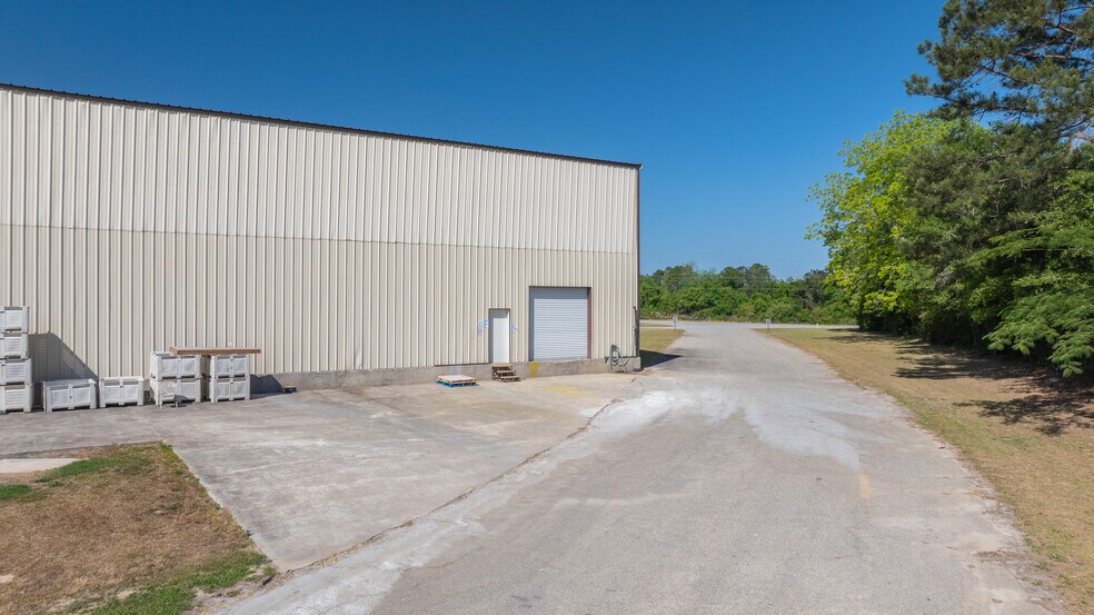 More Photos Of 2476 GA-76 Hwy, Adel Warehouse For Sale