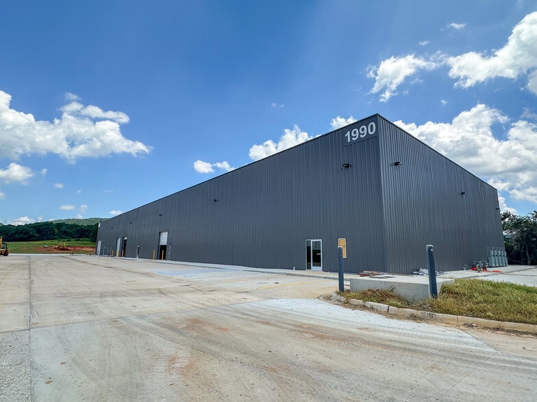 Primary Photo Of 2000 Bob Wade NW ln, Huntsville Warehouse For Lease