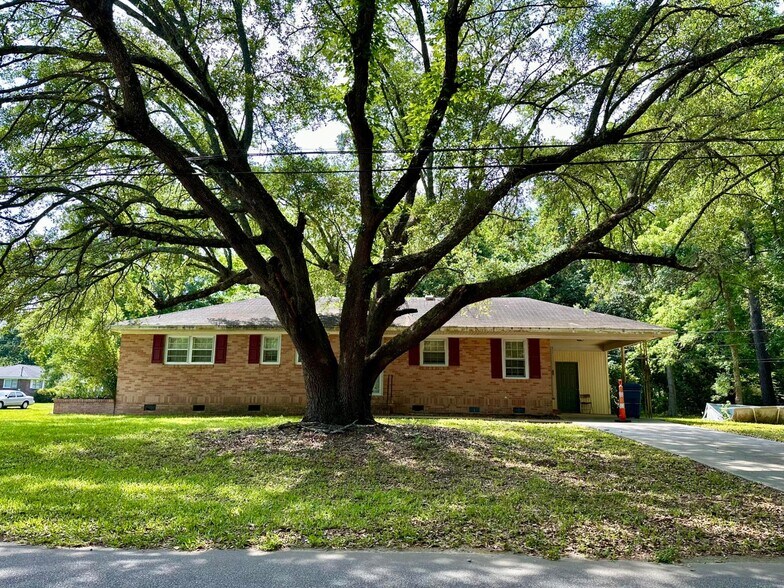 More Photos Of 1141 Bonnie Ln, Mount Pleasant Apartments For Sale