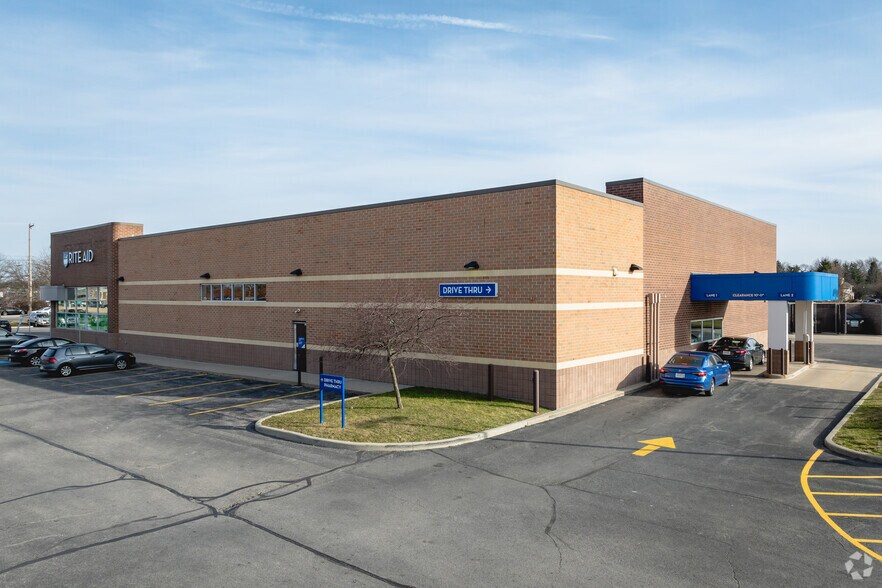 More Photos Of 7225 Airport Hwy, Holland Drugstore For Sale