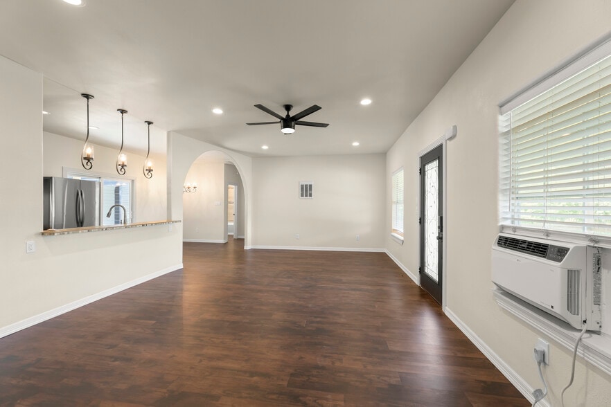 More Photos Of 29067 Bonilla Ln, Katy Land For Lease
