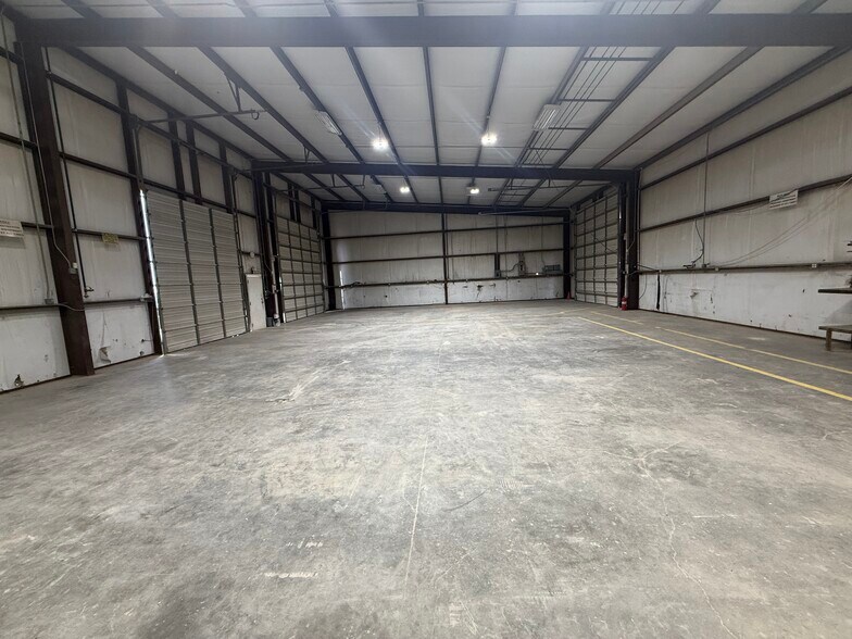 More Photos Of 5805 S FM 1788, Midland Warehouse For Lease
