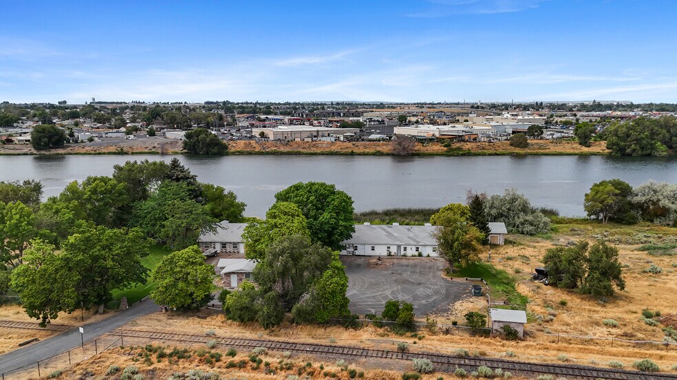 More Photos Of 510 Fig St, Moses Lake Apartments For Sale