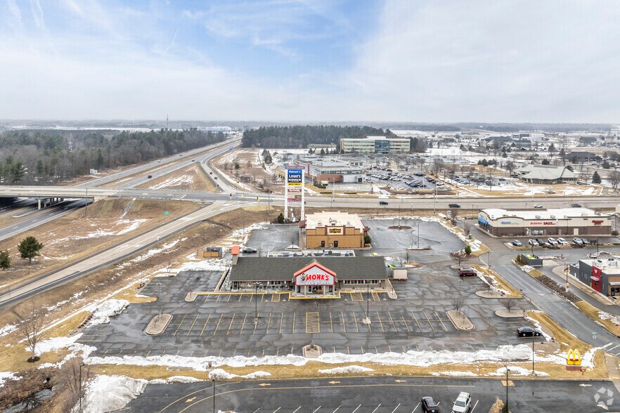 More Photos Of 1400 Commerce Pl, Plover General Retail For Sale