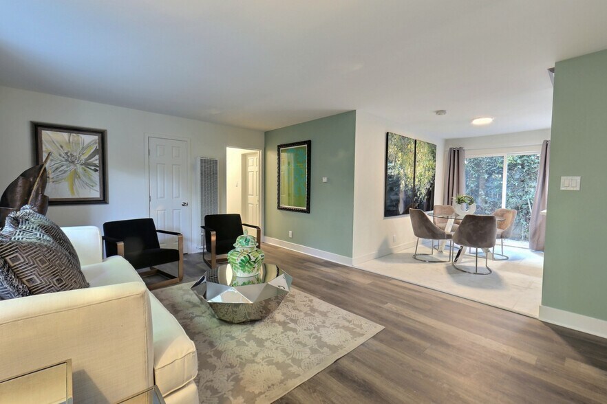 More Photos Of 534 Broadway St, Venice Apartments For Sale