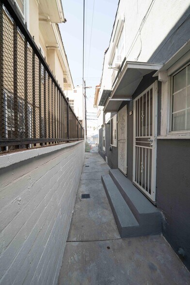 More Photos Of 3714 Pico Blvd, Los Angeles Apartments For Sale