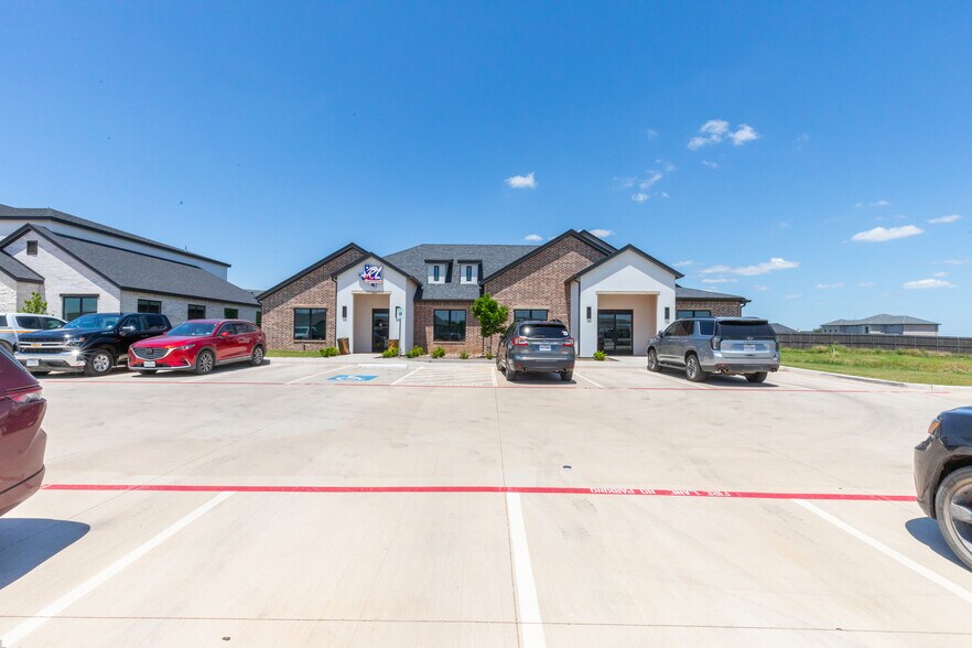 More Photos Of 1804 Denali Dr, Abilene Office For Sale