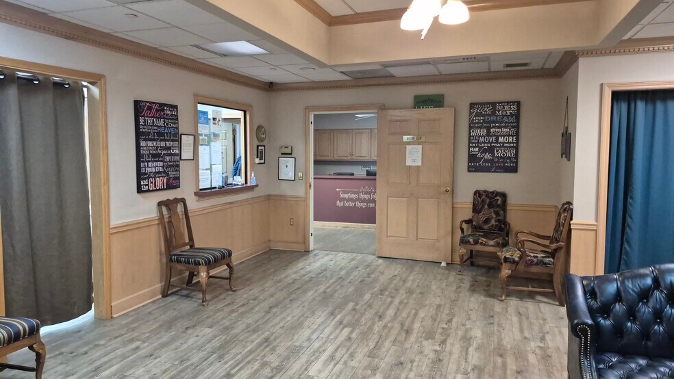 More Photos Of 1 Mercy Ln, Hot Springs Medical For Sale