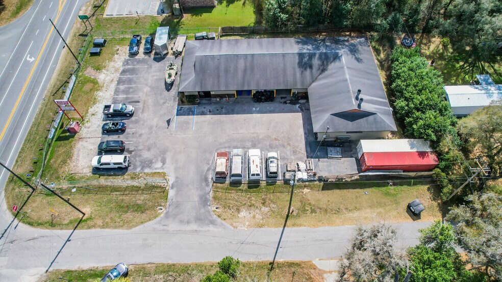 More Photos Of 982 E Hartshorn Ln, Holder Auto Repair For Sale