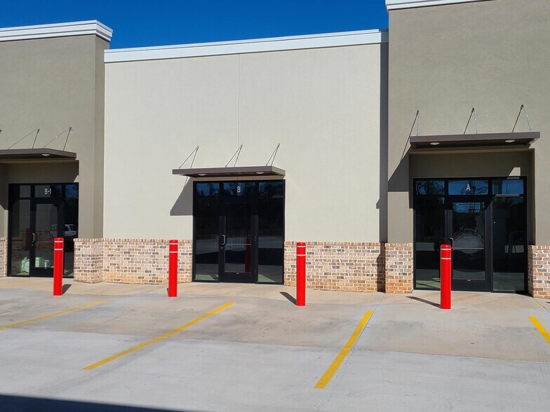 More Photos Of , Biloxi Service Station For Lease