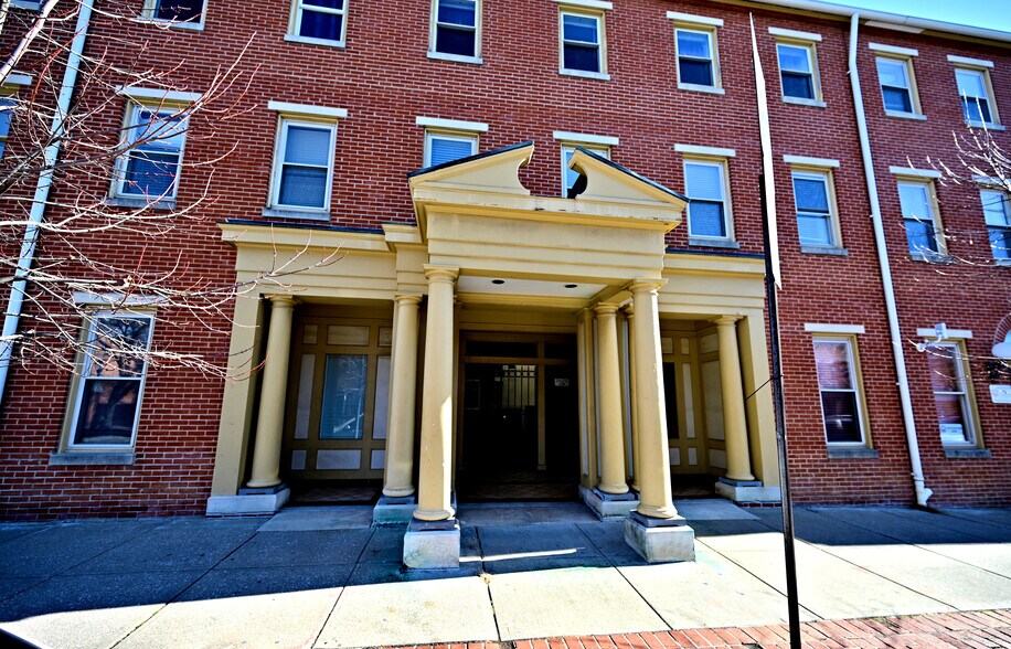 More Photos Of 723 S Charles St, Baltimore Office Residential For Sale