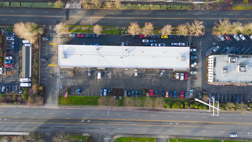 More Photos Of 500 SW Grady Way, Renton Auto Repair For Sale
