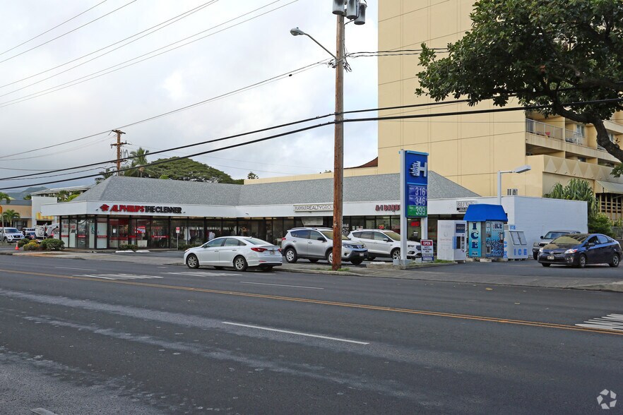 More Photos Of 340 Kuulei Rd, Kailua Freestanding For Lease