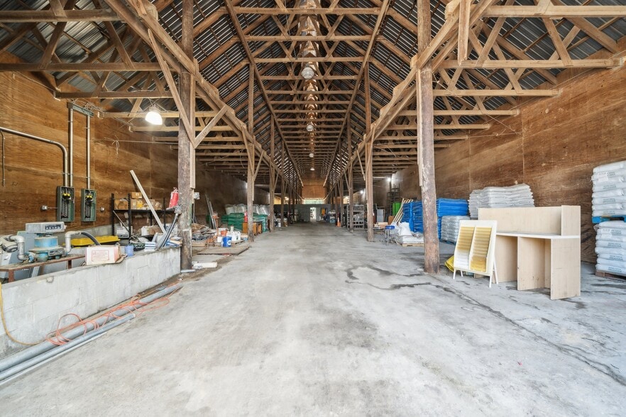 More Photos Of 14417 Courthouse Rd, Dinwiddie Flex For Sale