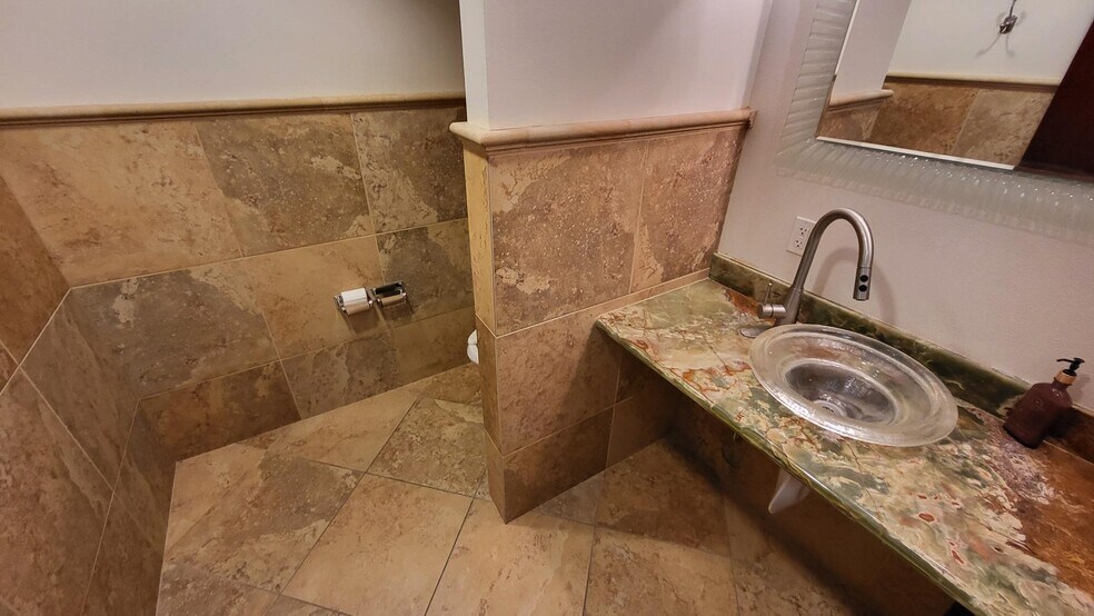 More Photos Of 1825 E Flamingo Rd, Las Vegas Office For Sale