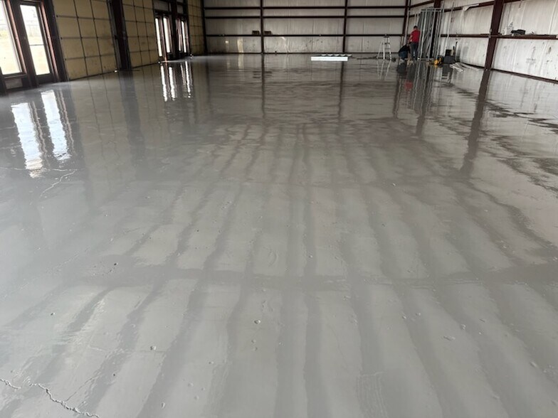 More Photos Of 6225 E Highway 114, Rhome Unknown For Lease