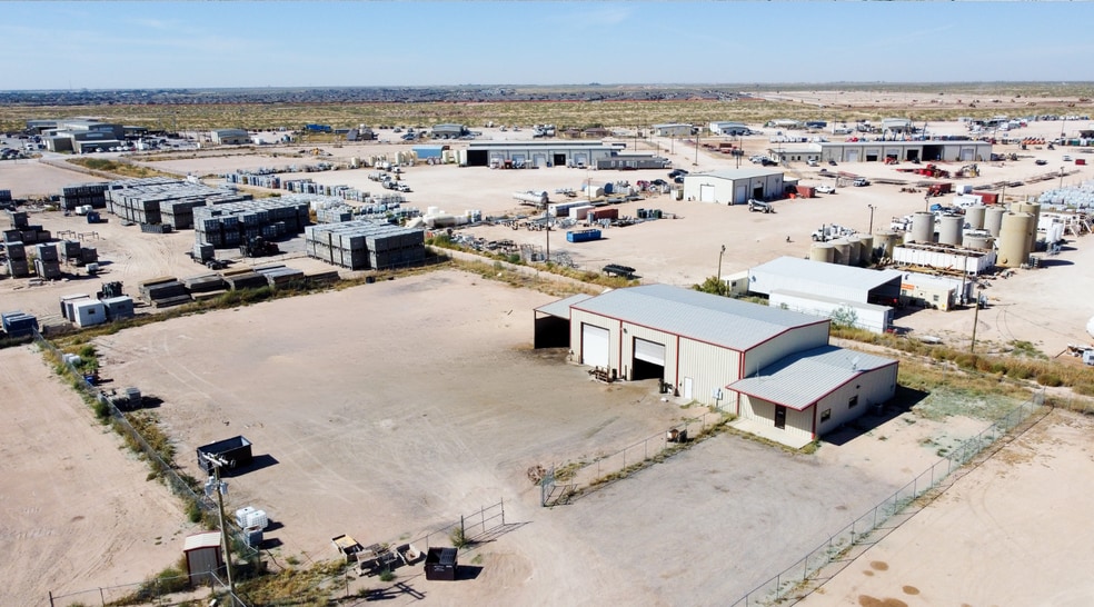 More Photos Of 12920 TX-191 Frontage, Midland Flex For Lease