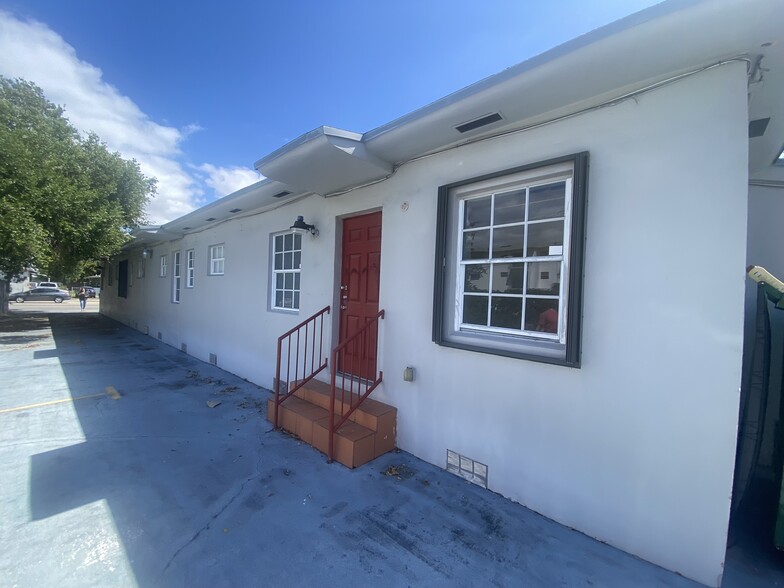 Primary Photo Of 3080 W Flagler St, Miami Medical For Sale