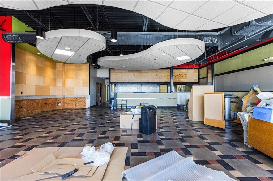 More Photos Of 1900 Belt hwy, Saint Joseph Department Store For Sale