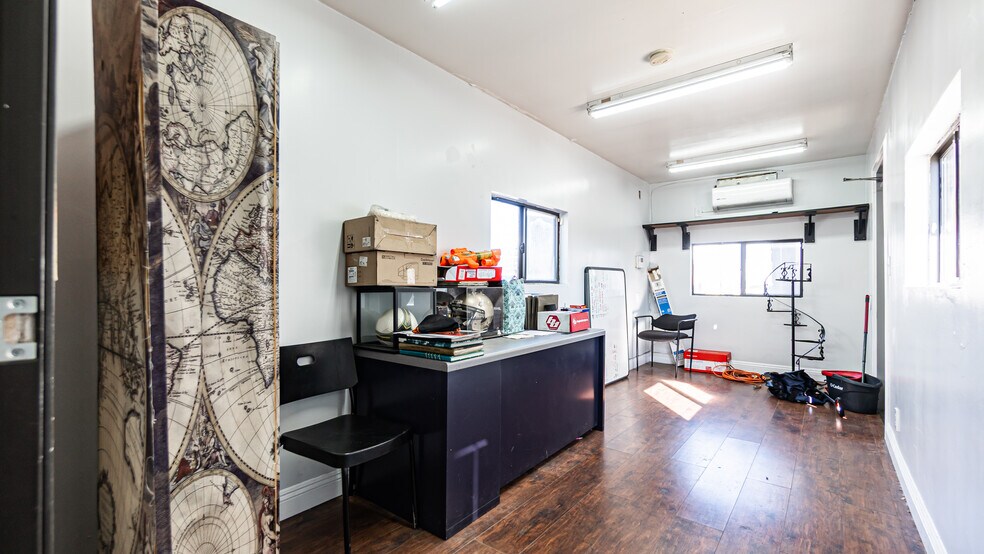 More Photos Of 15419 Valley Blvd, Fontana Contractor Storage Yard For Lease