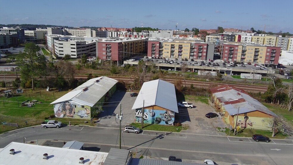 More Photos Of 633 Railroad Sq, Tallahassee Land For Sale