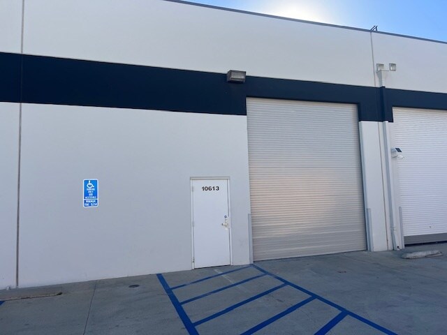 More Photos Of 10601-10625 E Rush St, South El Monte Flex For Lease