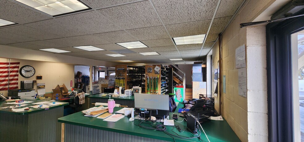 More Photos Of 4579 Lake Rd S, Brockport Auto Dealership For Lease