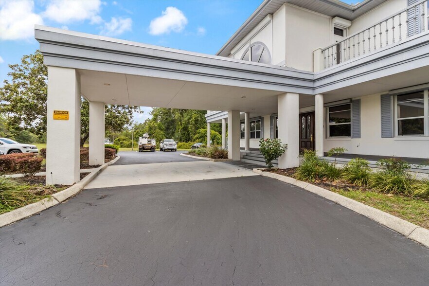 More Photos Of 268 S Suncoast Blvd, Crystal River Office For Sale