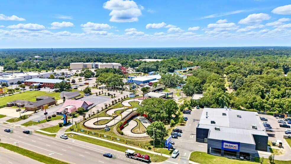 More Photos Of 6709 Pensacola Blvd, Pensacola Amusement Park For Sale