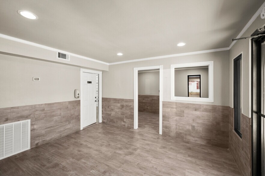 More Photos Of 407 S Home St, Corrigan Auto Dealership For Lease