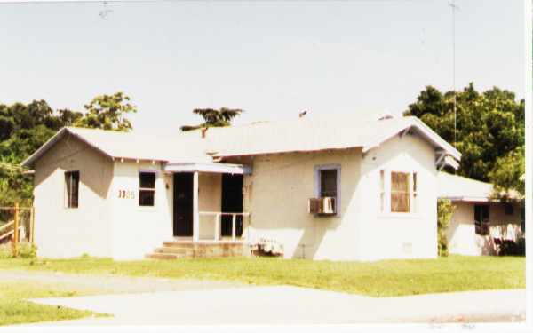 More Photos Of 921 Rivera Dr, Sacramento Apartments For Sale